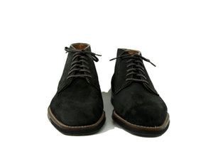 Alden Six Eyelet Plain Toe Suede Chukka Reverse Earth Rough-Out Suede